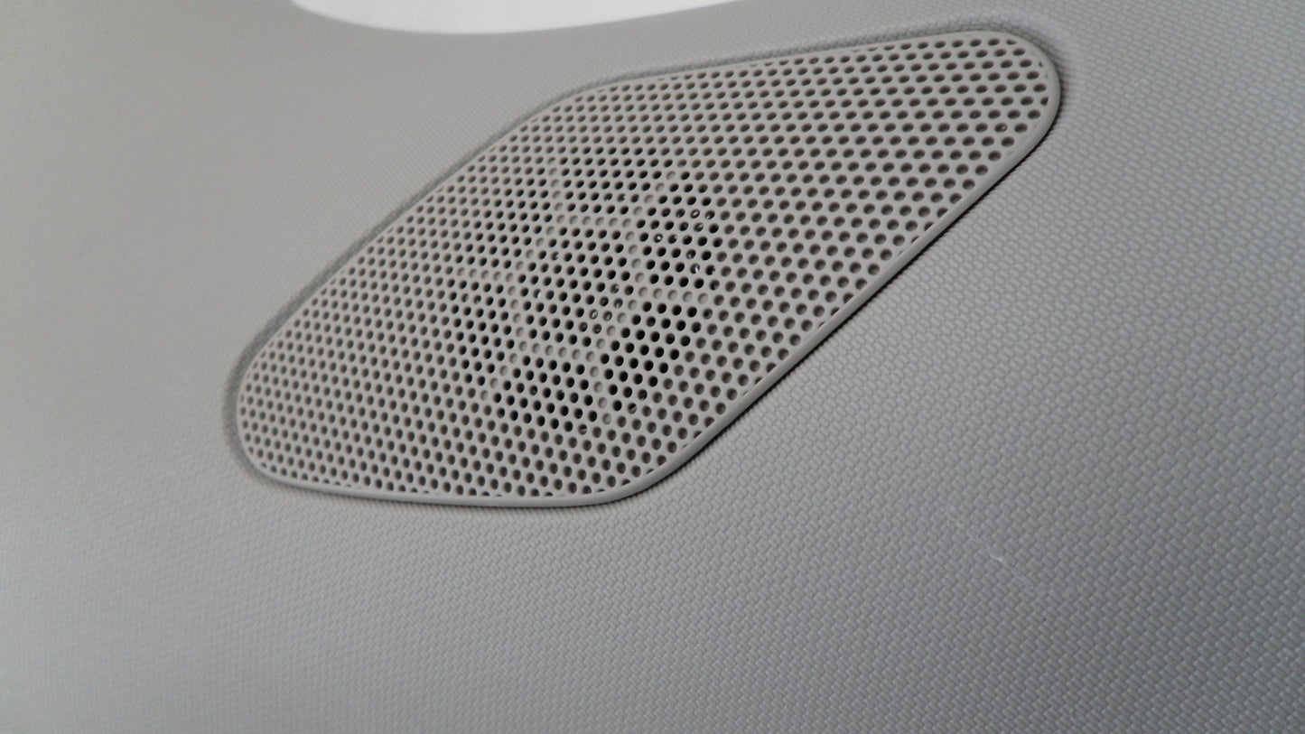 22789039 2009-12 Chevrolet Traverse Driver FL Body A-Pillar Trim Panel Used 22789039 OEM