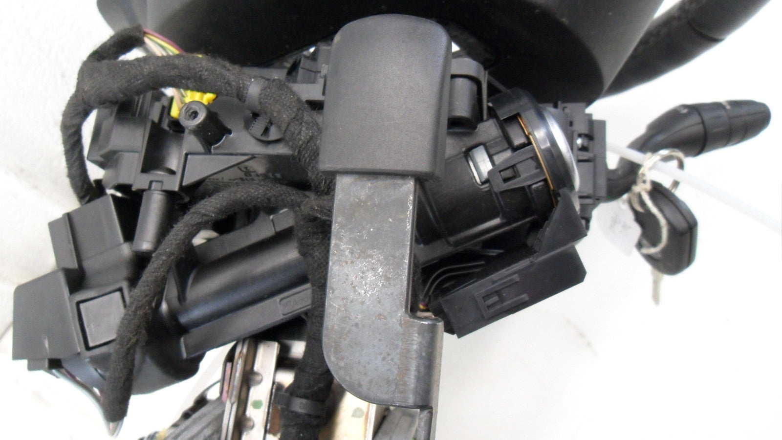 BV6Z3C529Y 2012-2014 Ford Focus Steering Column Used BV6Z3C529Y OEM