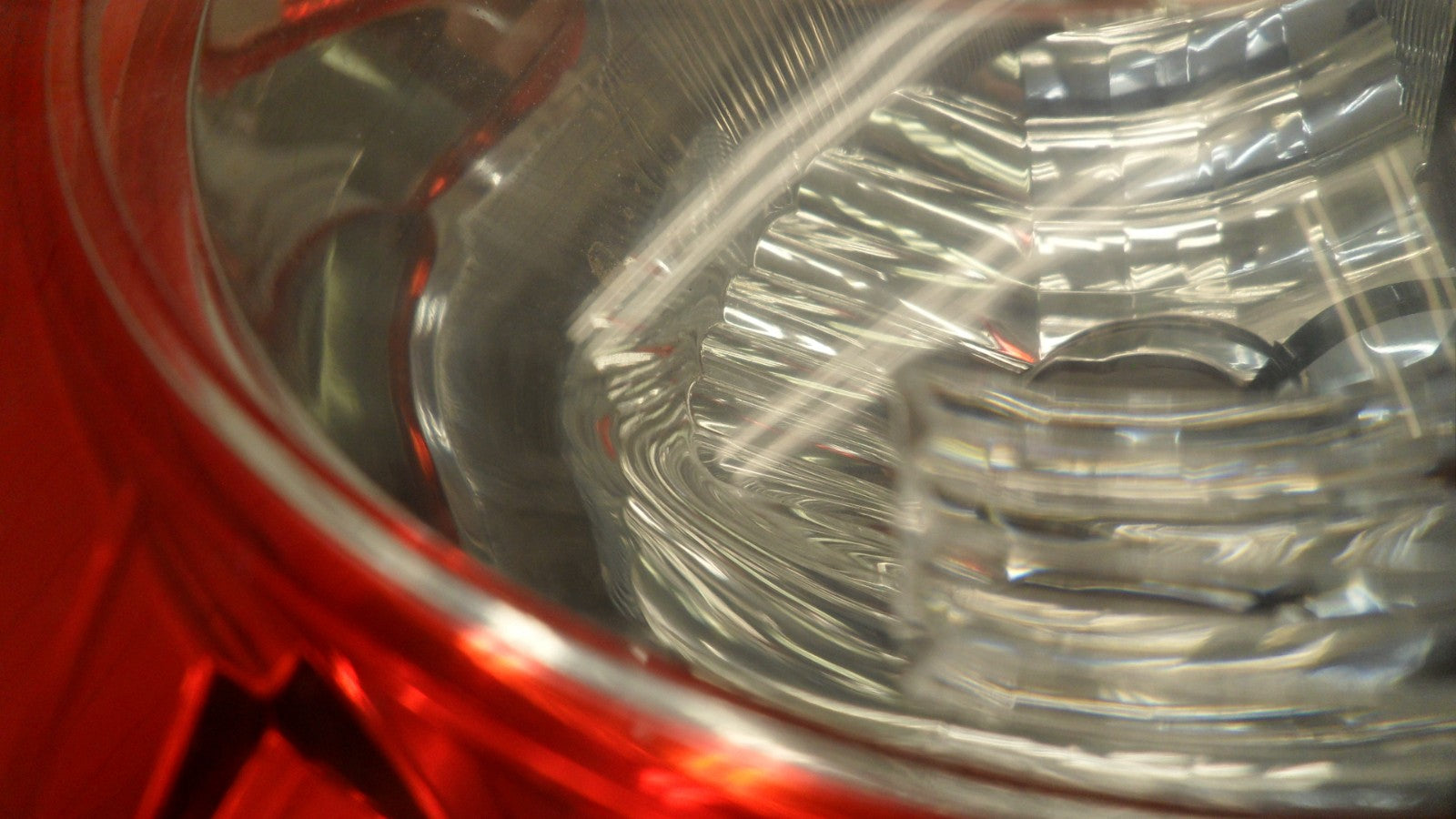25952323 2009-2012 Chevrolet Traverse RL Back Up Light Assembly Used 25952323 OEM