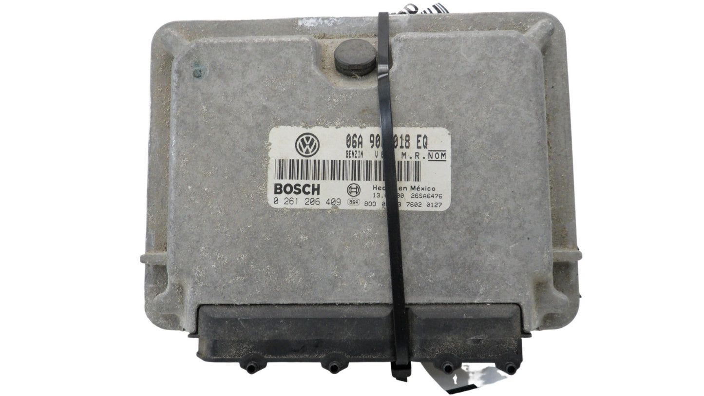 06A906018EQ 2000-2001 Volkswagen Beetle Engine Control Module 2.0L Used 06A906018EQ OEM