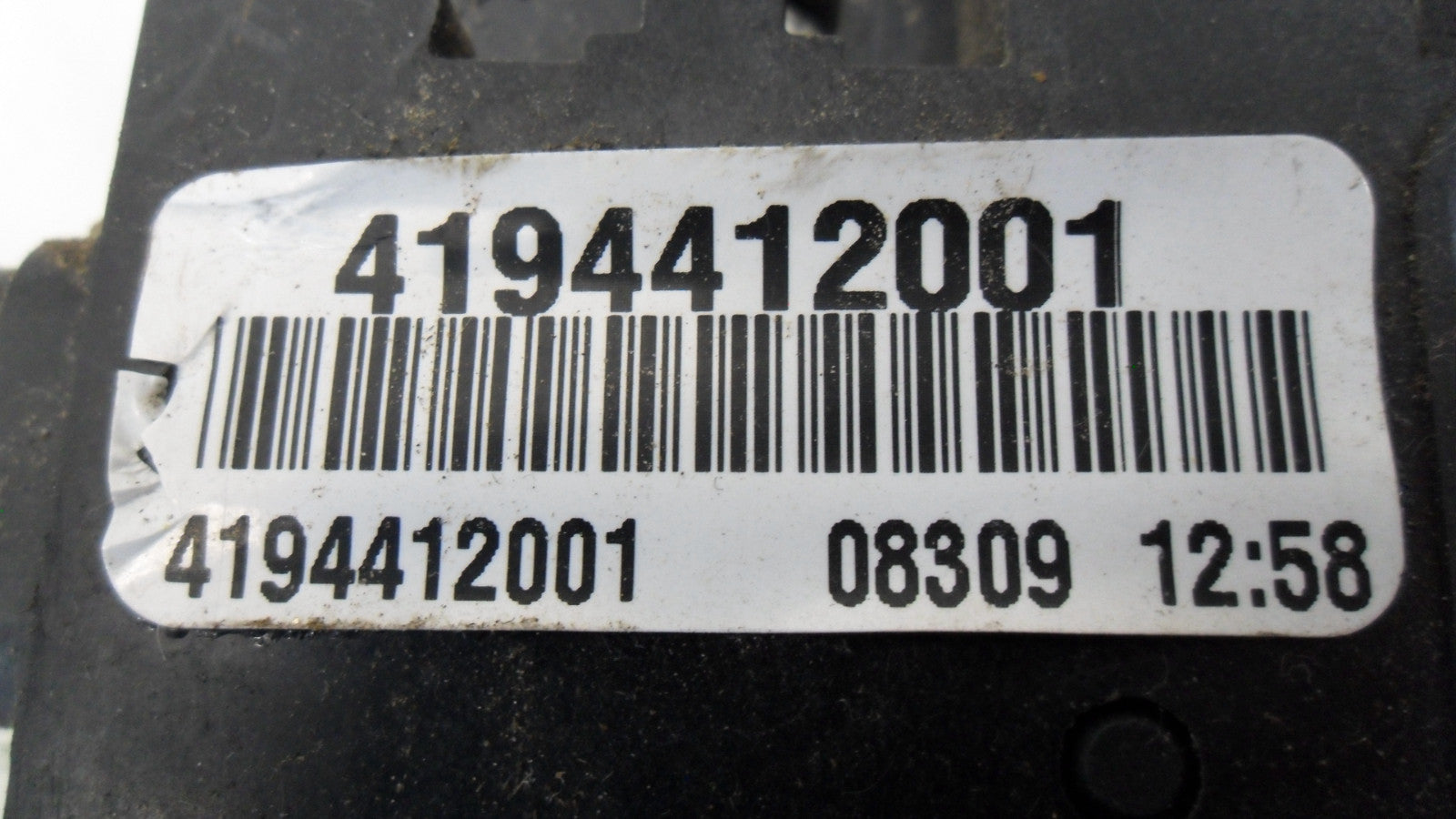 4194412001 2008-2012 Ford Escape Passenger RR Door Latch Assembly Used 4194412001 OEM