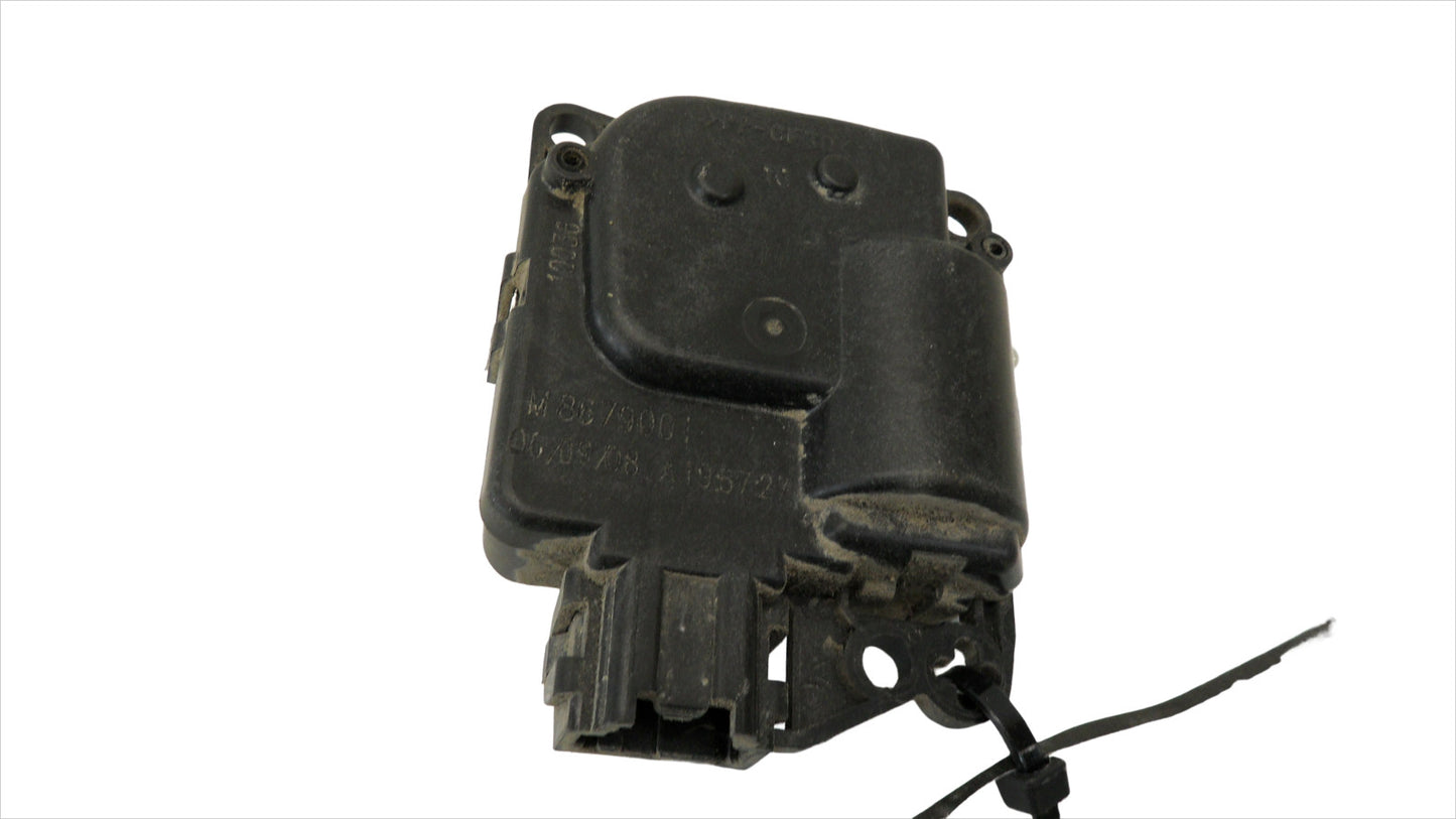 8679001 2008-2019 Dodge Grand Caravan HVAC Air Inlet Door Actuator 8679001 OEM USED