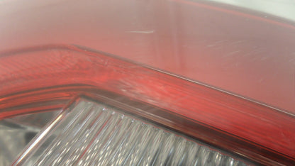 19433883 2013-2016 GMC Acadia Passenger RL Tail Light Assembly Used 19433883 OEM